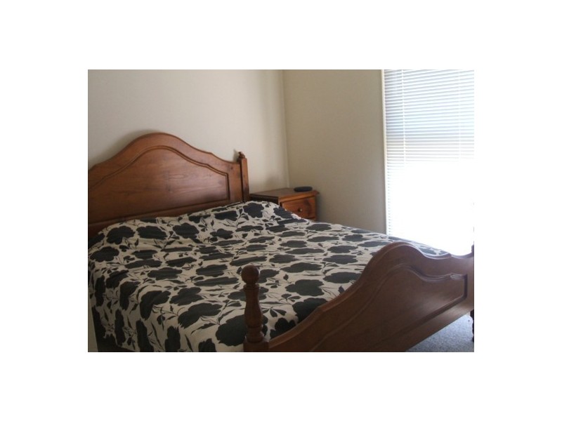 3/311 Moore Street, Lavington NSW 2641