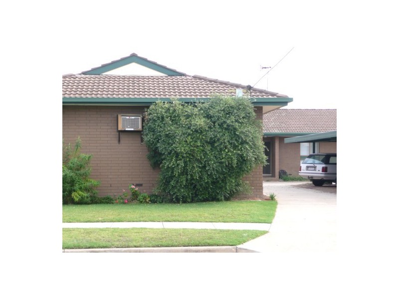 3/311 Moore Street, Lavington NSW 2641