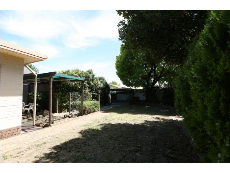 142 Benyon Street, East Albury NSW 2640