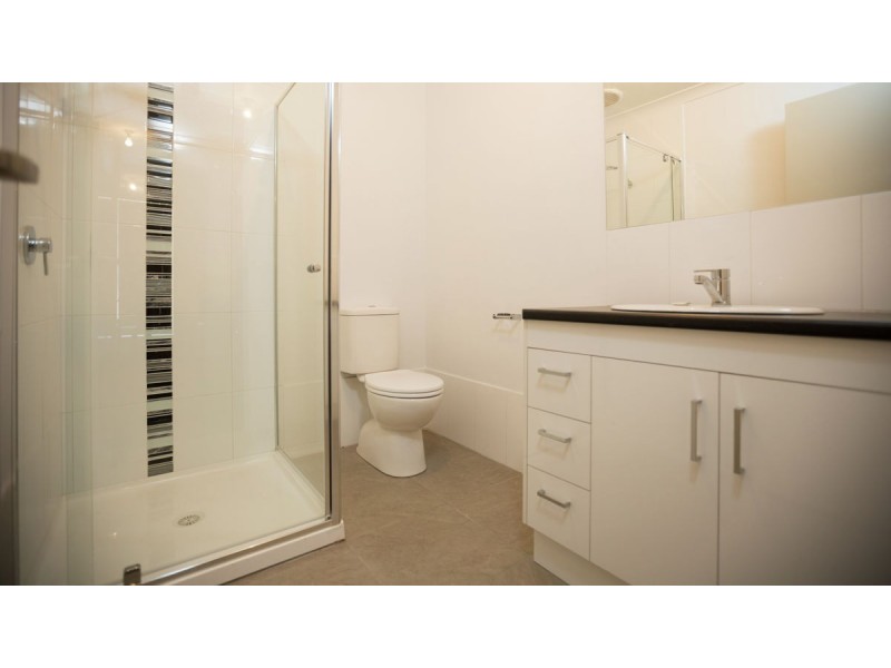 72 Wellington Drive, Thurgoona NSW 2640