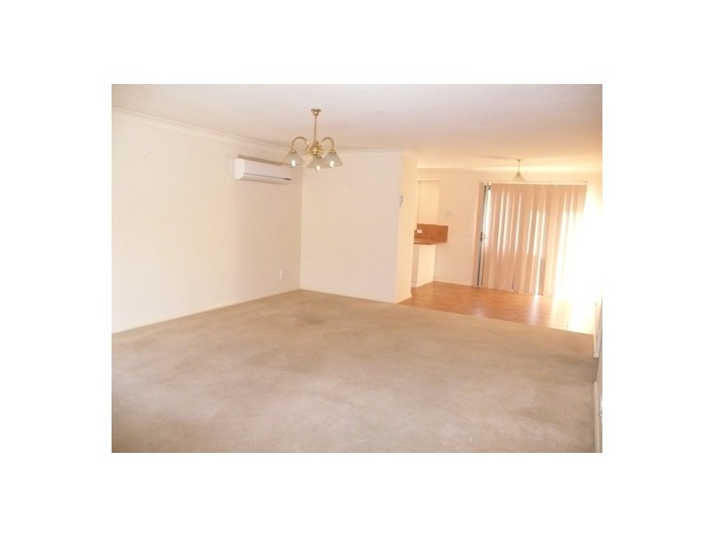 Unit 1-374 Cambourne St, Lavington NSW 2641