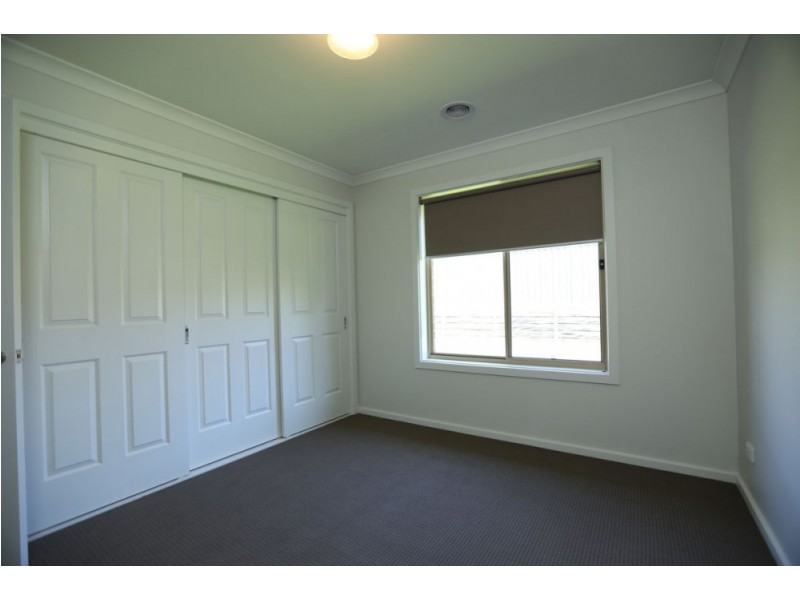 23 Bullfrog Court, Thurgoona NSW 2640