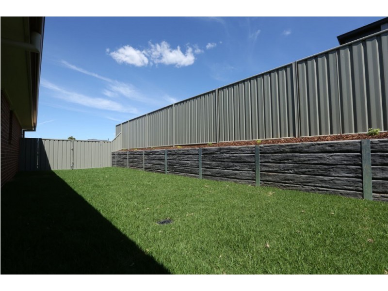23 Bullfrog Court, Thurgoona NSW 2640