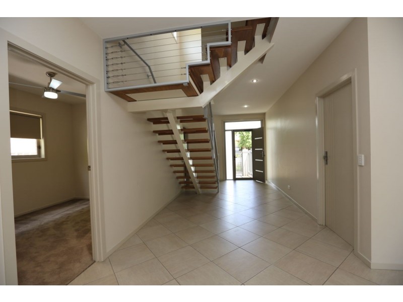 1/518 Thurgoona St, Albury NSW 2640