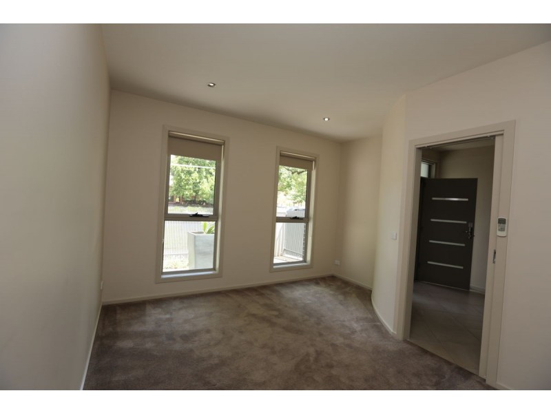 1/518 Thurgoona St, Albury NSW 2640