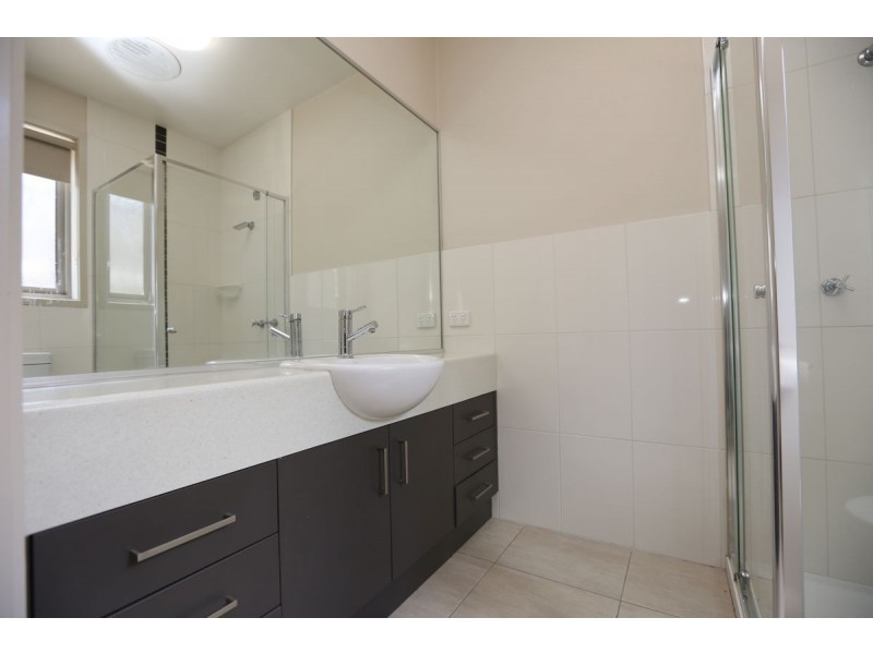 1/518 Thurgoona St, Albury NSW 2640