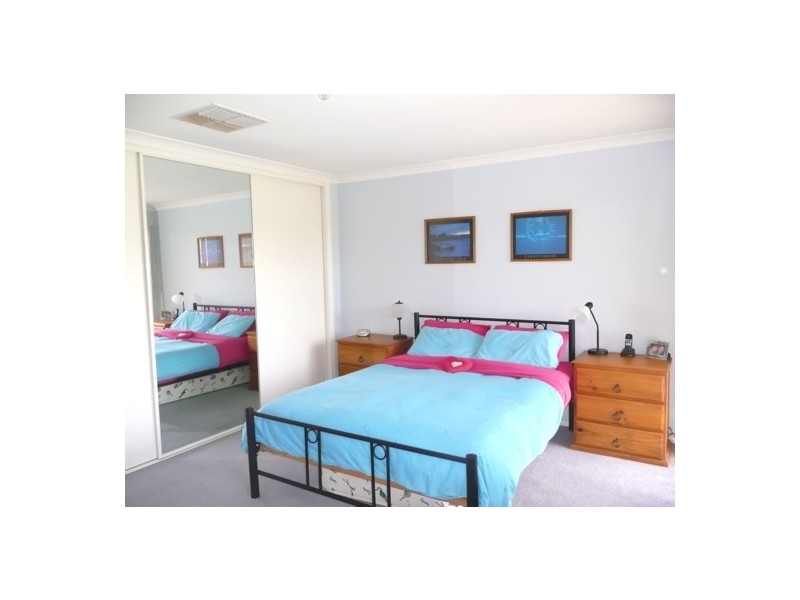 3/550 Kotthoff St, Lavington NSW 2641