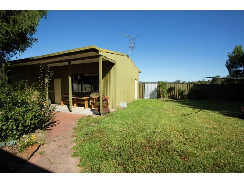 141 Dight Street, Jindera NSW 2642