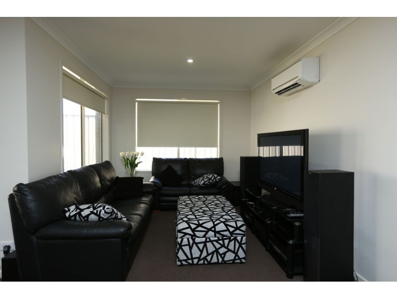 42 O’Shea Street, Lavington NSW 2641