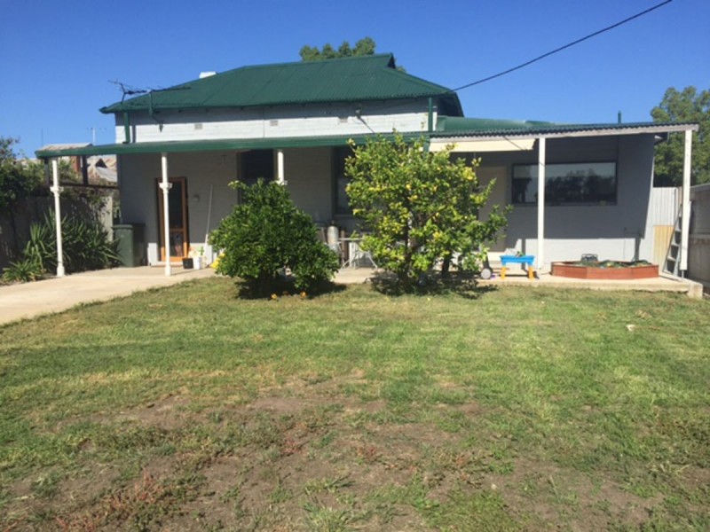 17 Allan Street, Henty NSW 2658