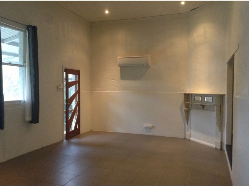 17 Allan Street, Henty NSW 2658