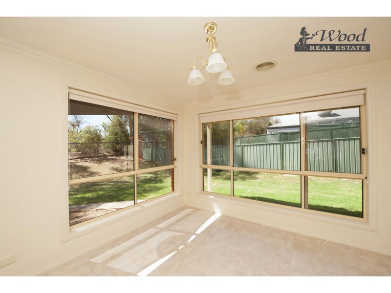 40 Winnell Court, Thurgoona NSW 2640
