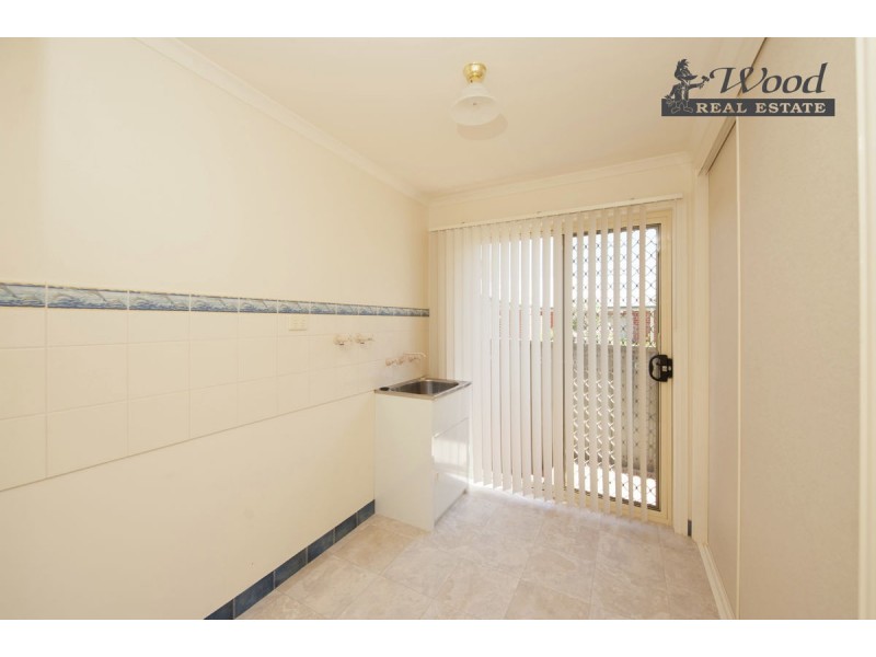 40 Winnell Court, Thurgoona NSW 2640