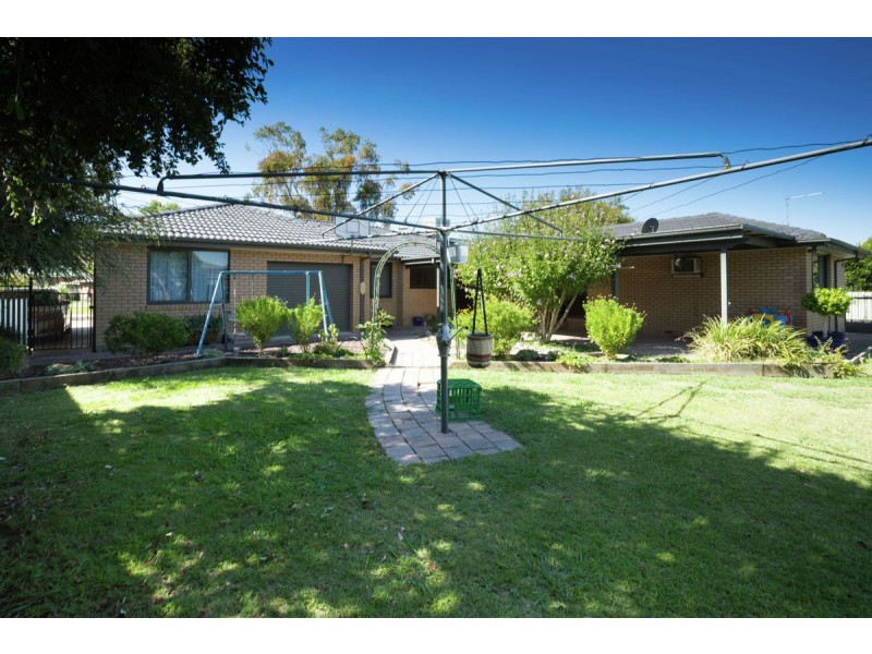 9 Stockton Court, Thurgoona NSW 2640