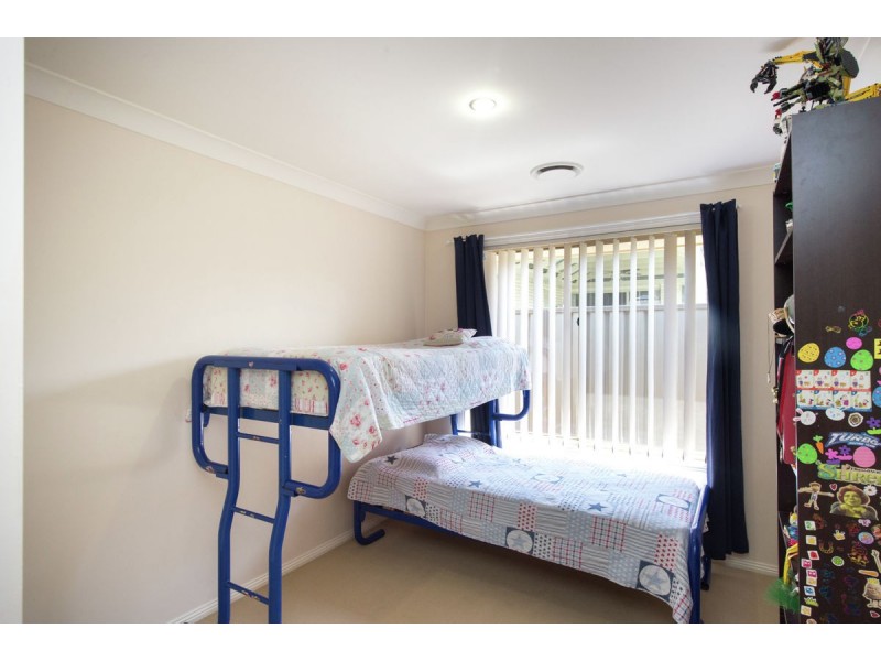 16 Squirrel Glider Drive, Thurgoona NSW 2640