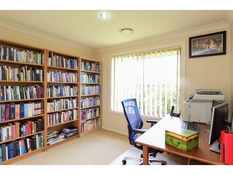 16 Squirrel Glider Drive, Thurgoona NSW 2640