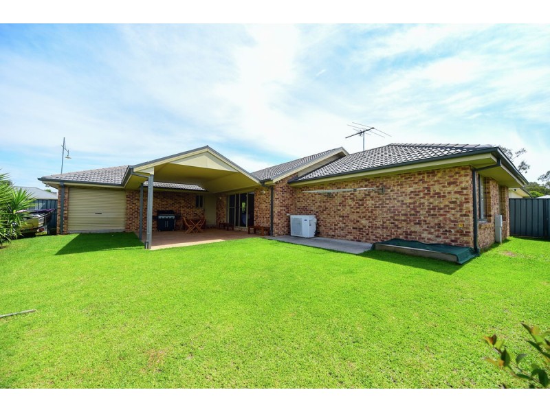 16 Squirrel Glider Drive, Thurgoona NSW 2640
