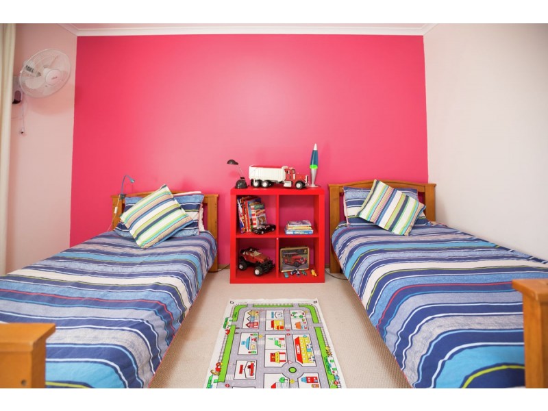 3 Gibson Drive, Burrumbuttock NSW 2642