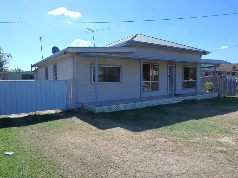 471 Griffith Road, Lavington NSW 2641