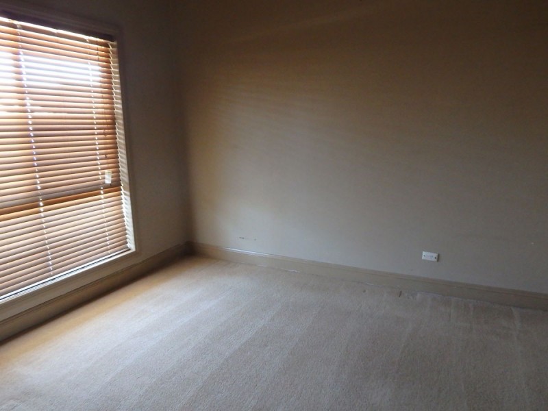 471 Griffith Road, Lavington NSW 2641