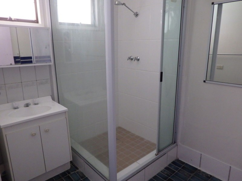 471 Griffith Road, Lavington NSW 2641