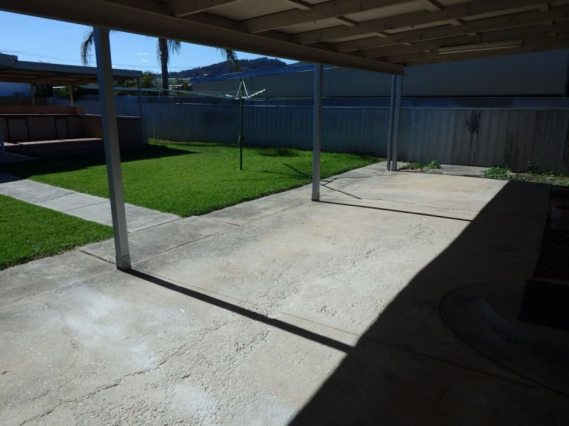 471 Griffith Road, Lavington NSW 2641