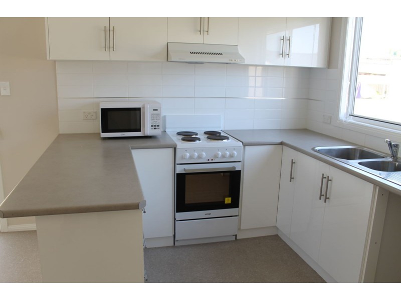 6a Second Ave, Henty NSW 2658