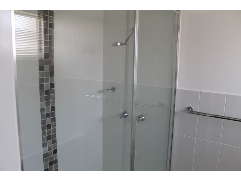 6a Second Ave, Henty NSW 2658