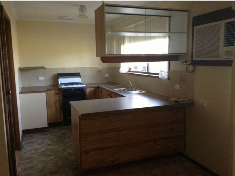 1/570 Schneider Street, Lavington NSW 2641