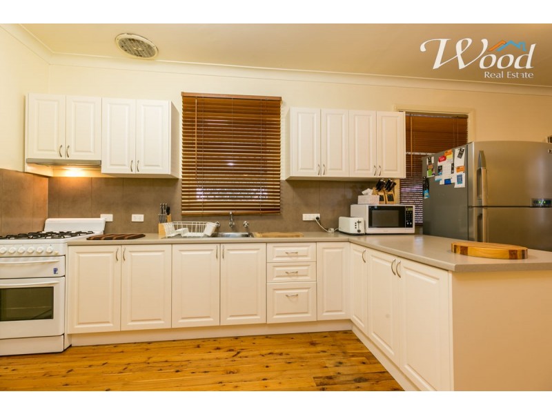 261 Kooba Street, North Albury NSW 2640