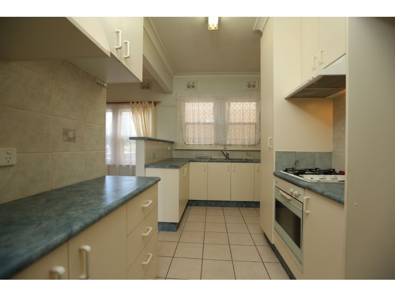 549 Klose Street, Lavington NSW 2641