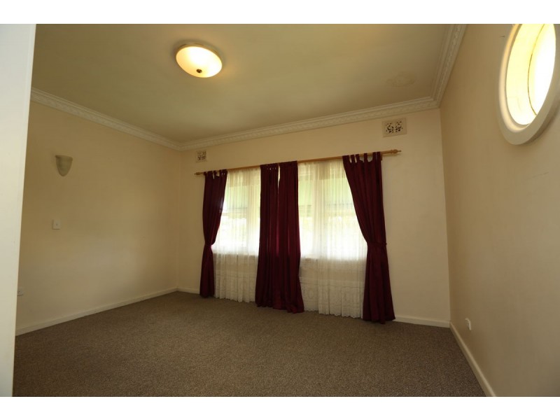 549 Klose Street, Lavington NSW 2641