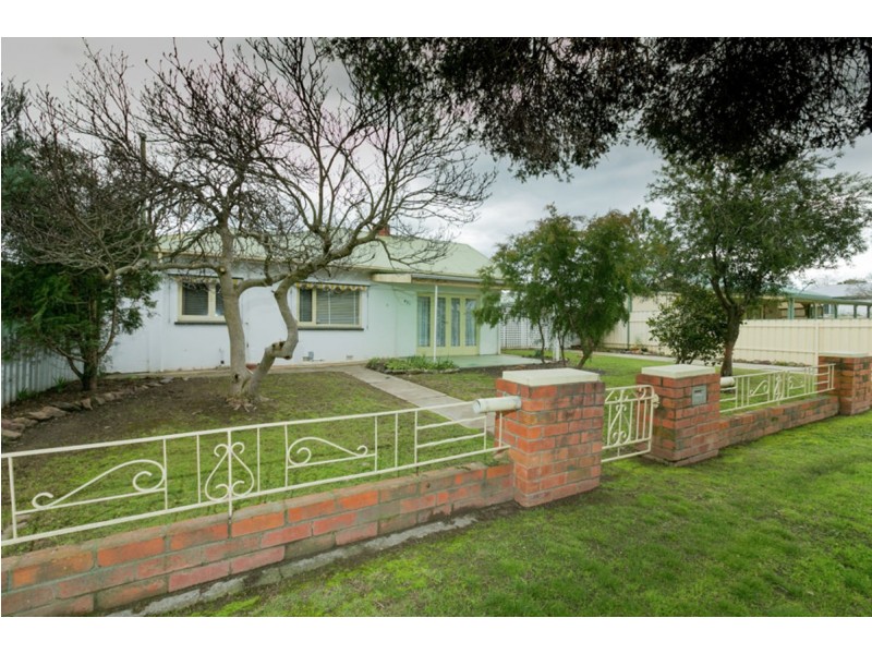 431 Bownds Street, Lavington NSW 2641