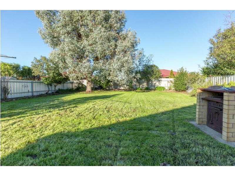 376 Eden Street, Lavington NSW 2641