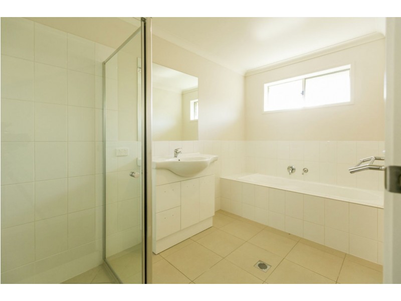 55A Royce Crescent, Lavington NSW 2641