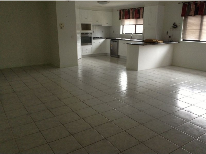 20 Orchard Way, Lavington NSW 2641