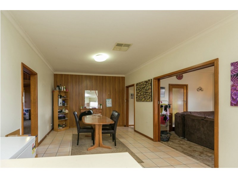 1 – 2, 279 Kooba Street, North Albury NSW 2640