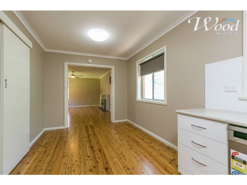 418 Prune St, Lavington NSW 2641