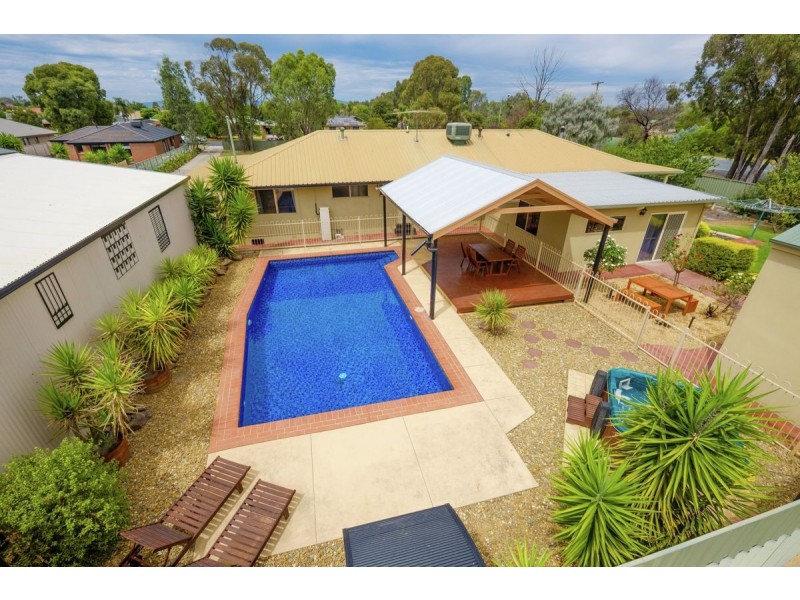 4 Quandong Road, Thurgoona NSW 2640