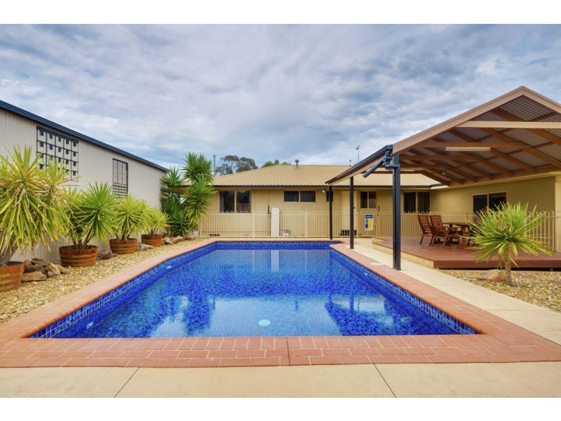 4 Quandong Road, Thurgoona NSW 2640