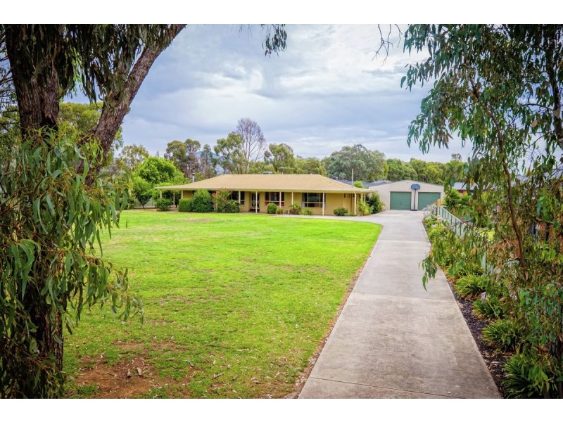 4 Quandong Road, Thurgoona NSW 2640