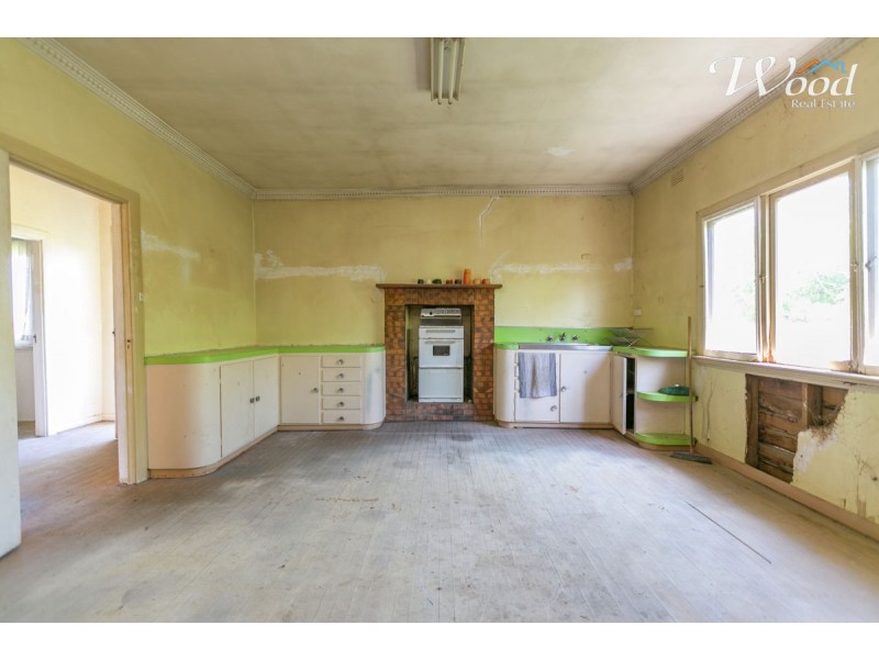 523 McKenzie Street, Lavington NSW 2641