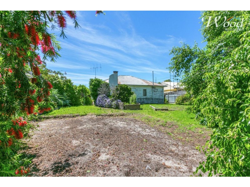 523 McKenzie Street, Lavington NSW 2641