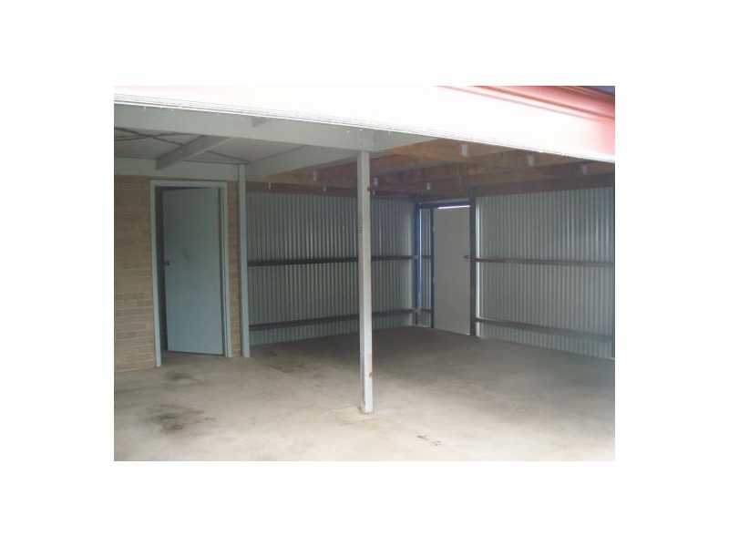 2 Algona Road, Lavington NSW 2641