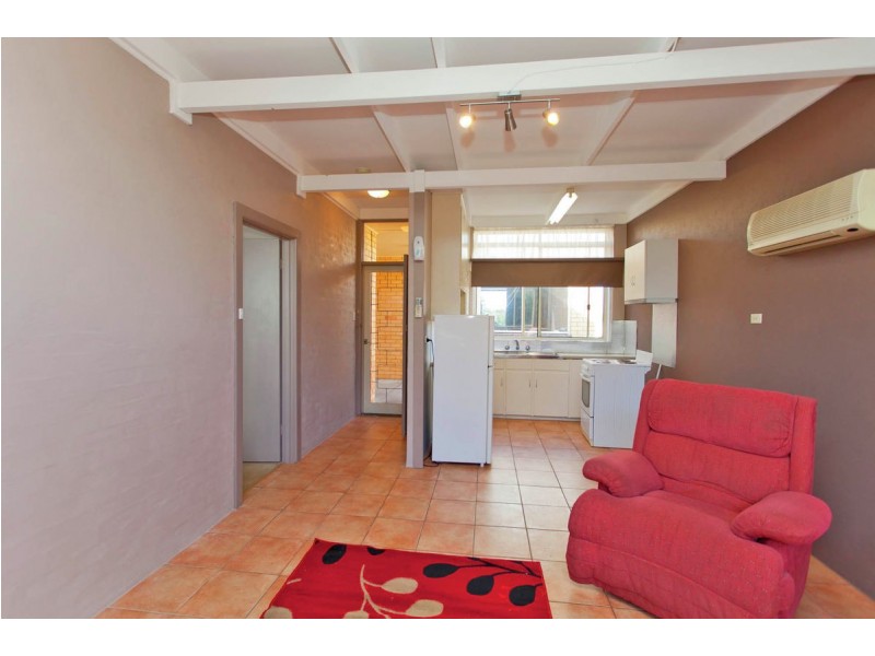 11/562 Union Road, Lavington NSW 2641