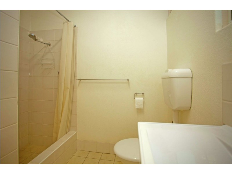 11/562 Union Road, Lavington NSW 2641