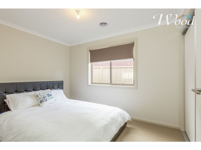 230 Vickers Road, Lavington NSW 2641