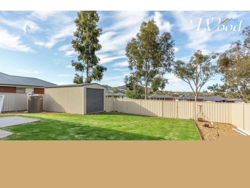 230 Vickers Road, Lavington NSW 2641