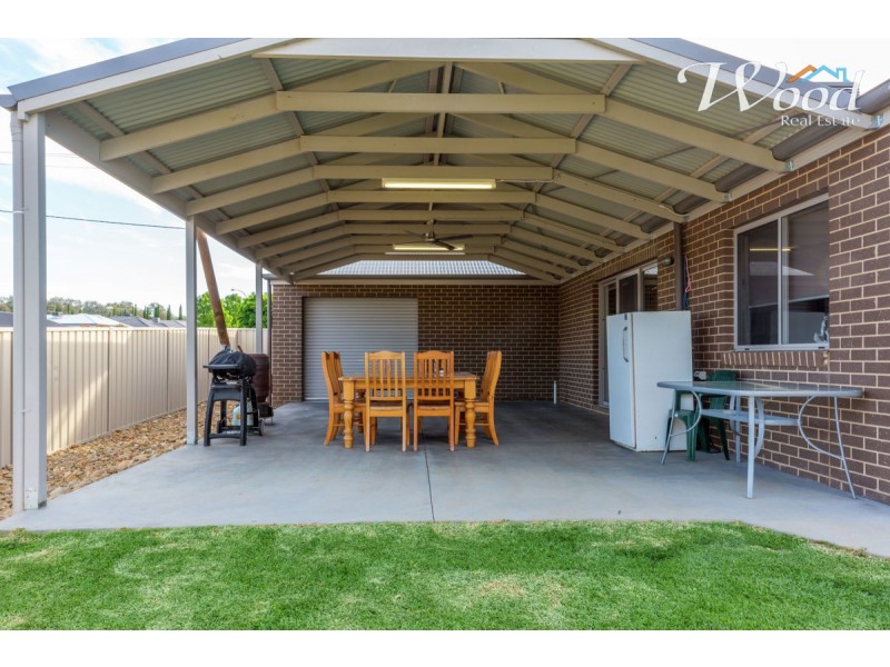 230 Vickers Road, Lavington NSW 2641