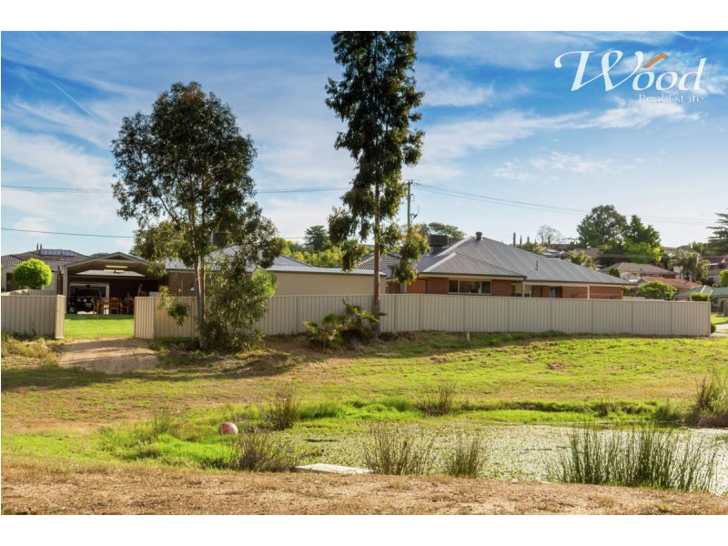 230 Vickers Road, Lavington NSW 2641